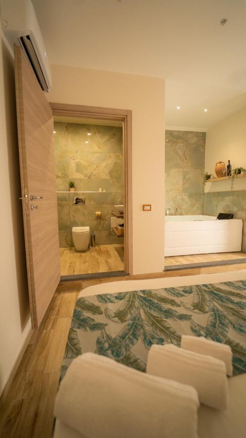 Sensoria Naxos Suites Giardini Naxos Bagian luar foto