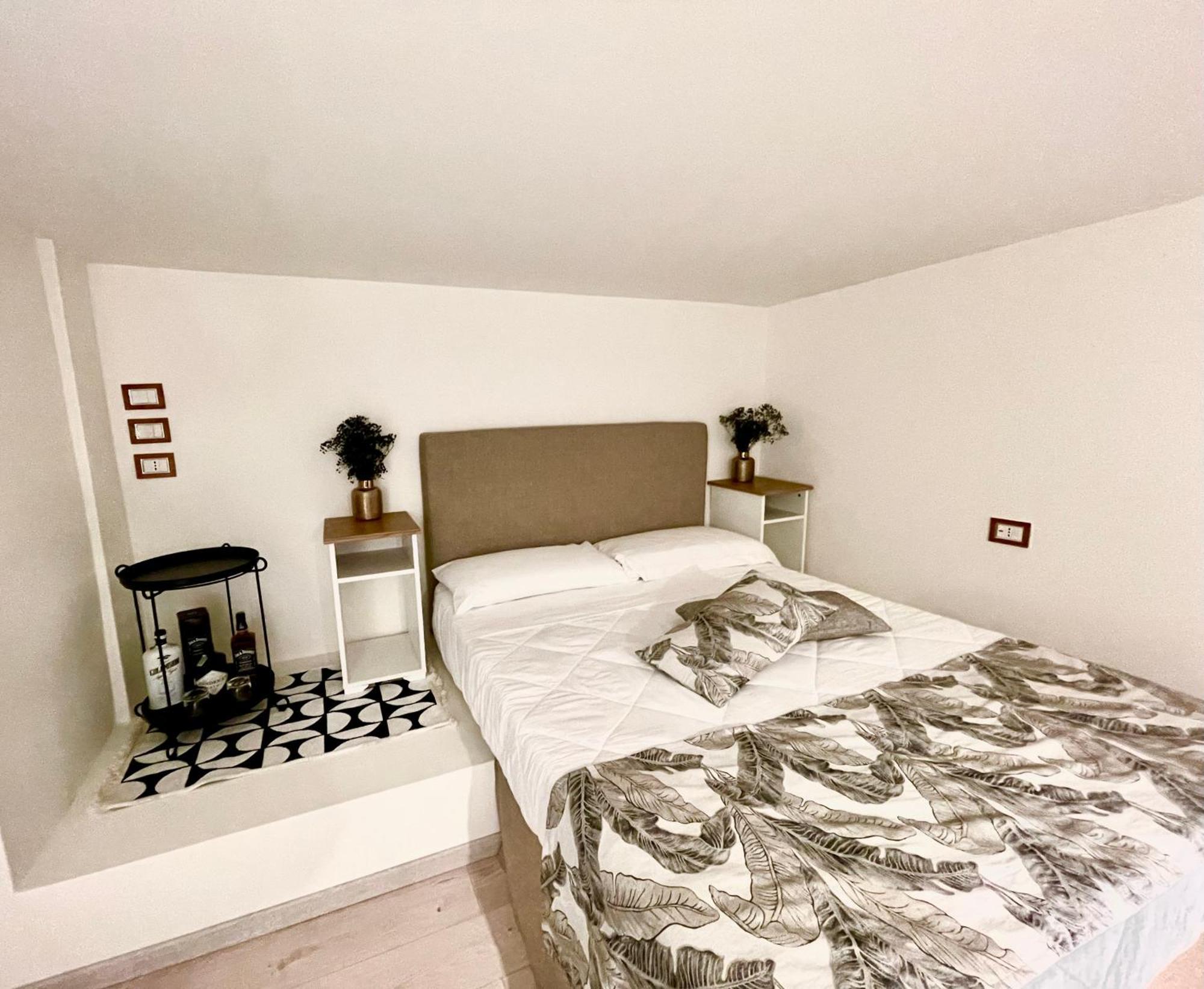 Sensoria Naxos Suites Giardini Naxos Bagian luar foto